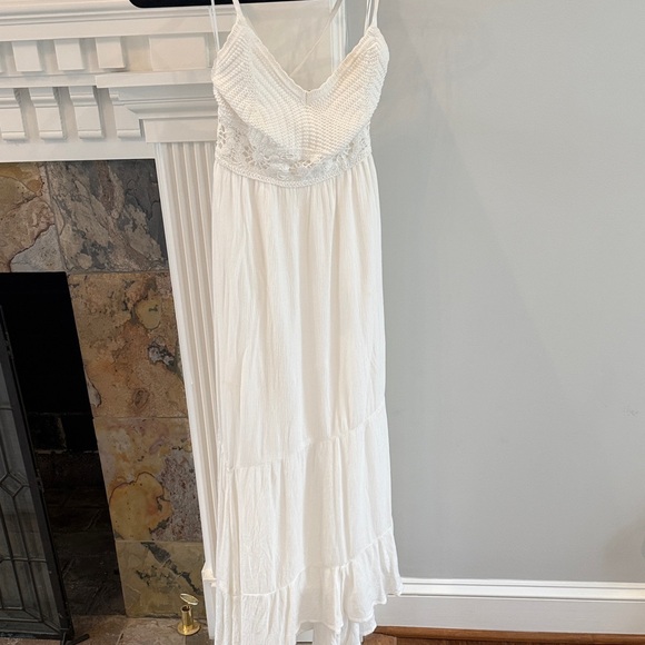Hollister White  Maxi Dress - Picture 1 of 4